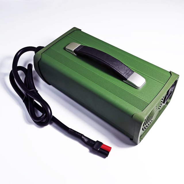 Supercargador de batería de 900W, 64,8 V/65,7 V, 10a, 13a, LiFePO4, cargador inteligente para 18S, 54V, 57,6 V, paquete de baterías de estación de energía portátil