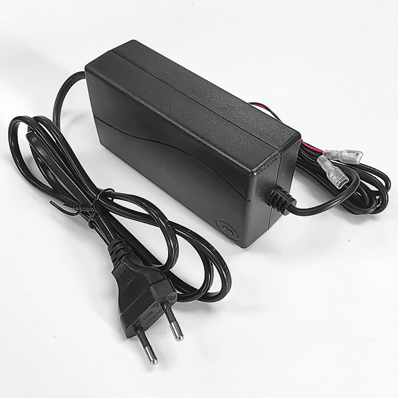60W 54V 54.75V 1A DC CHC CARGO RÁPIDO PARA 15S 45V 48V LIFEPO4 Batería Battery Taladros de energía portátil Cargador LiFePO4 Cargador de batería