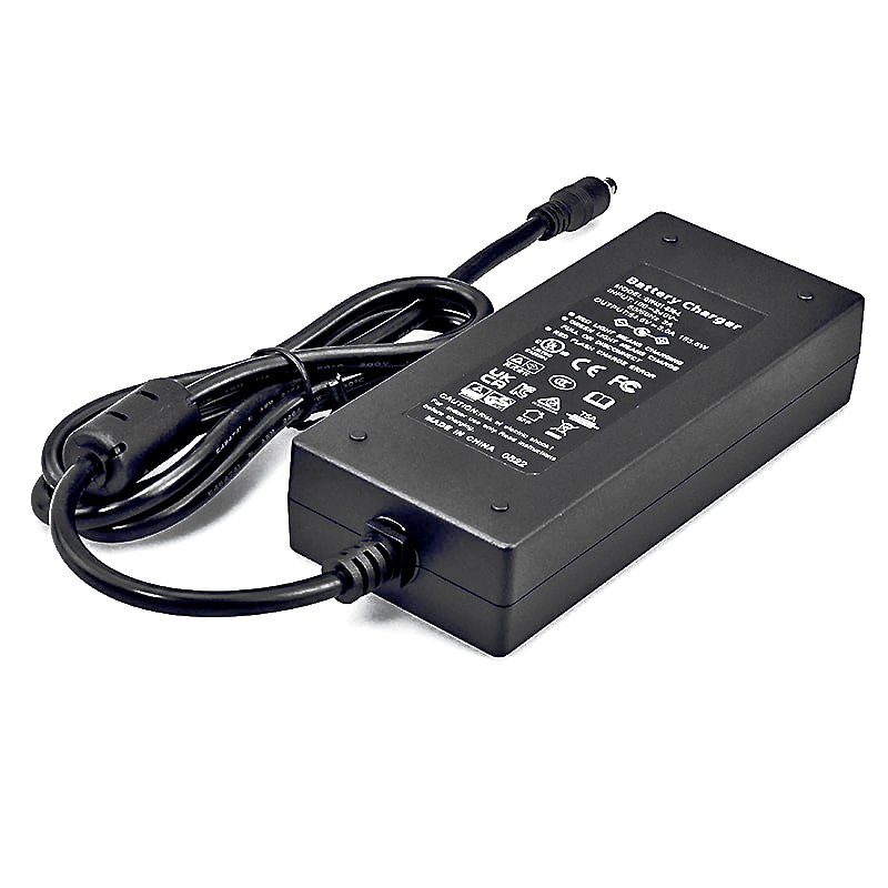 Cargador de batería de 180W 75.6V 76.65V 2A 2.4A Cargador para 21s 63V 67.2V UAV Electric Scooter Smart Robot Electric Bike Lifepo4 Batería de batería