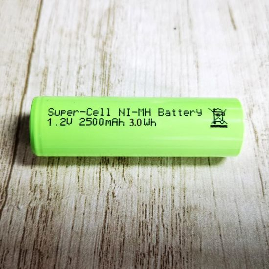Batería recargable plana 1.2V AA Ni-MH (2500mAh)