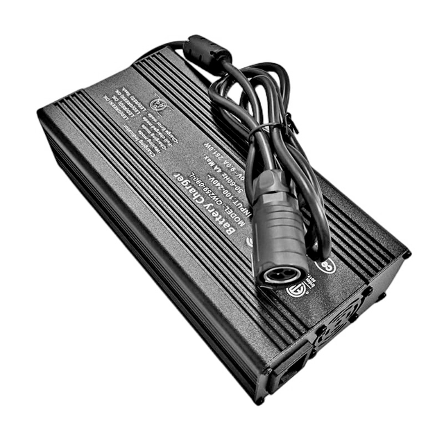 Cargadores de batería de 360W 57.6V 58.4V 5A 6A LIFEPO4 CARGADOR PARA 16S 48V 51.2V Scooters eléctricos Motocicletas eléctricas Pack