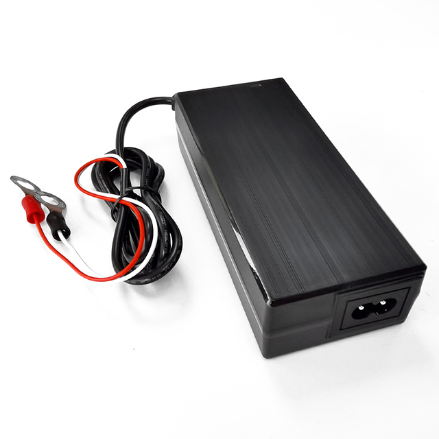 90W 32.4V 32.85V 2A 2.5A Cargador rápido para 9s 27V 28.8V Lifepo4 Taladros eléctricos Batería de bicicleta eléctrica Cargador portátil Lifepo4 Batería Cargador