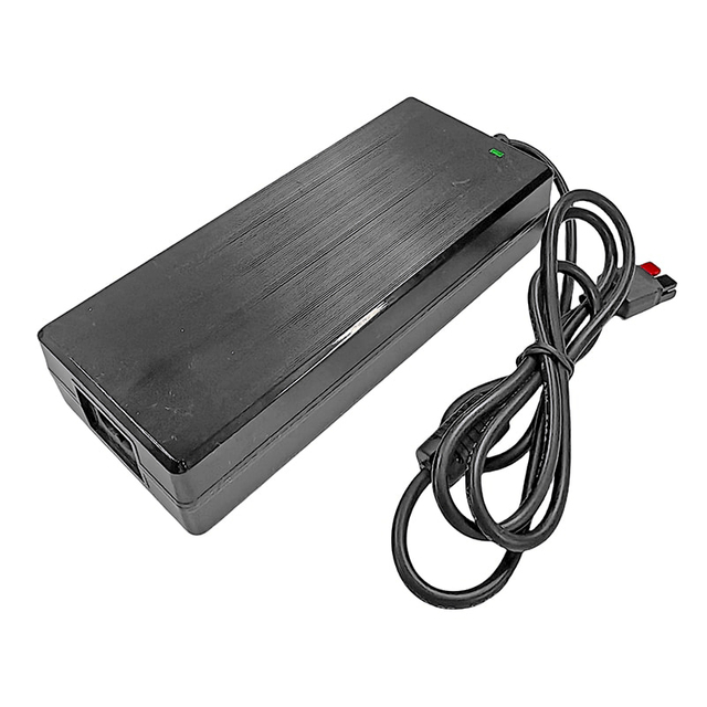 120W 46.8V 47.45V 48V 2A 2.5A Cargador rápido para 13S 39V 41.6V 42V Lifepo4 Pack Battery Scooters Electric Battery Cargador de alimentación Fuente de alimentación