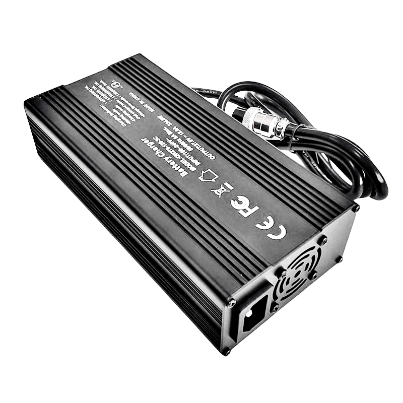 Cargador de batería 84V 4a 360W para baterías de iones de litio 20S 72V 74V Paquete de batería de polímero para motocicletas eléctricas