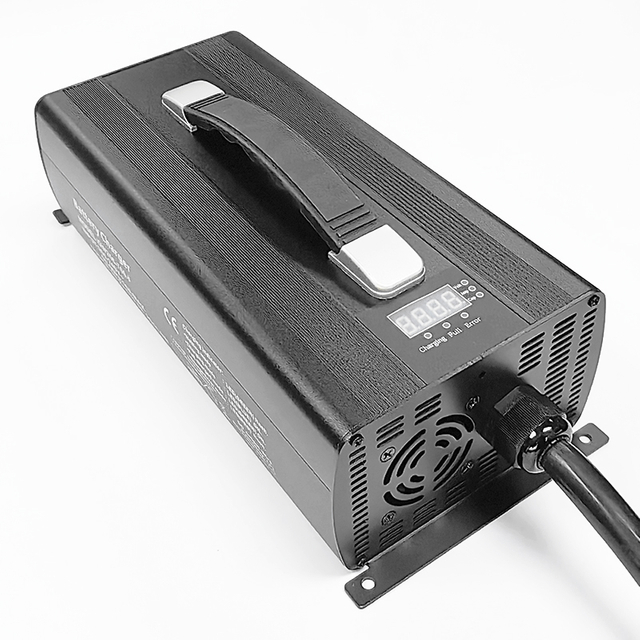 Cargador inteligente AC 220V 2200W 79,2 V 80,3 V 20a 25a 27a LiFePO4 cargador para 22S 66V 70,4 V paquete de batería de coches eléctricos para motocicletas