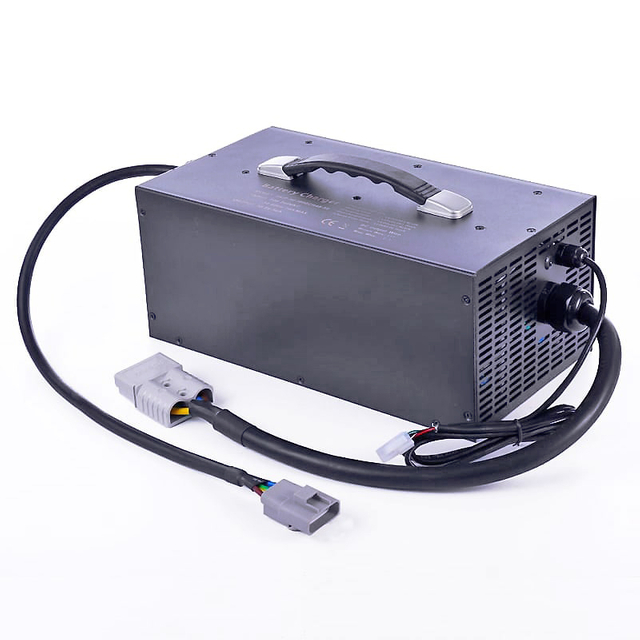 AC 220V 3600W 72V 30A 35A 40A Cargador rápido para triciclos eléctricos motocicletas eléctricas Pack
