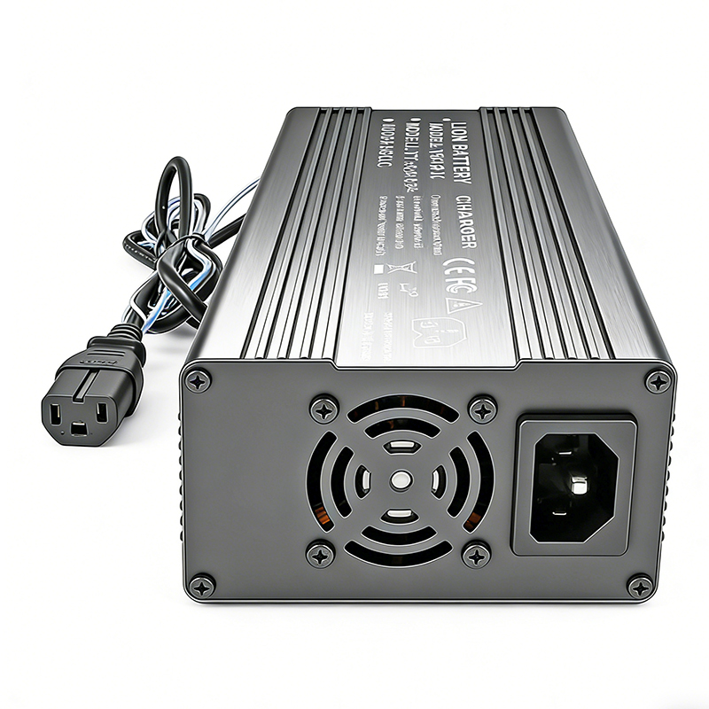 Cargadores CANBus de 600W, cargador de batería 84V 5a 7a para 20S 72V 74V UAV, batería de almacenamiento de energía de Radio portátil, paquete de baterías de iones de litio
