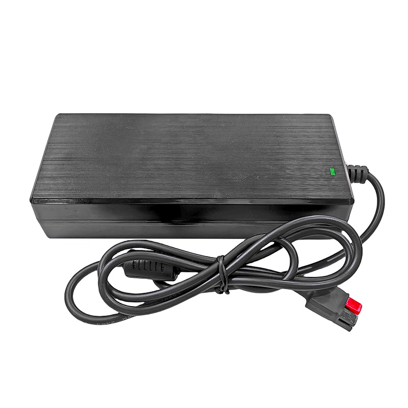 120W 86.4V 87.6V 1.4A Cargador de batería para 24s 72V 76.8V Lifepo4 Pack Battery Scooter eléctrico Bike eléctrico Adaptador de energía portátil
