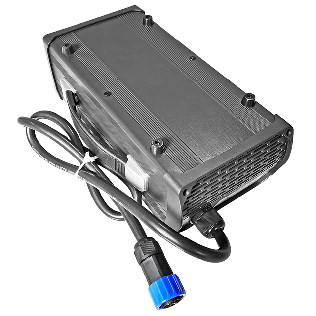 900W Canbus Charger 82.8V 83.95V 84V 10A Lifepo4 Cargador para 23s 69V 72V 73.6V RVS Campers Trailer de alimentos Battery Pack