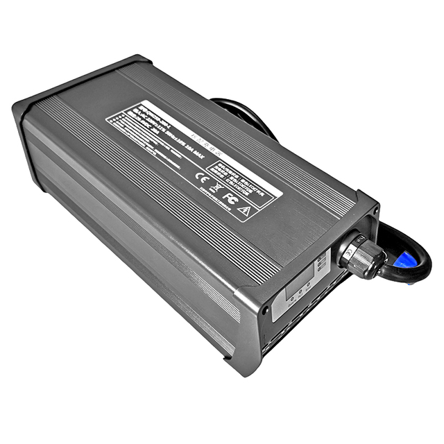 900W CANBUS CARGER 46.8V 47.45V 48V 15A 19A LIFEPO4 CARGADOR PARA 13S 39V 41.6V 42V RVS Camper