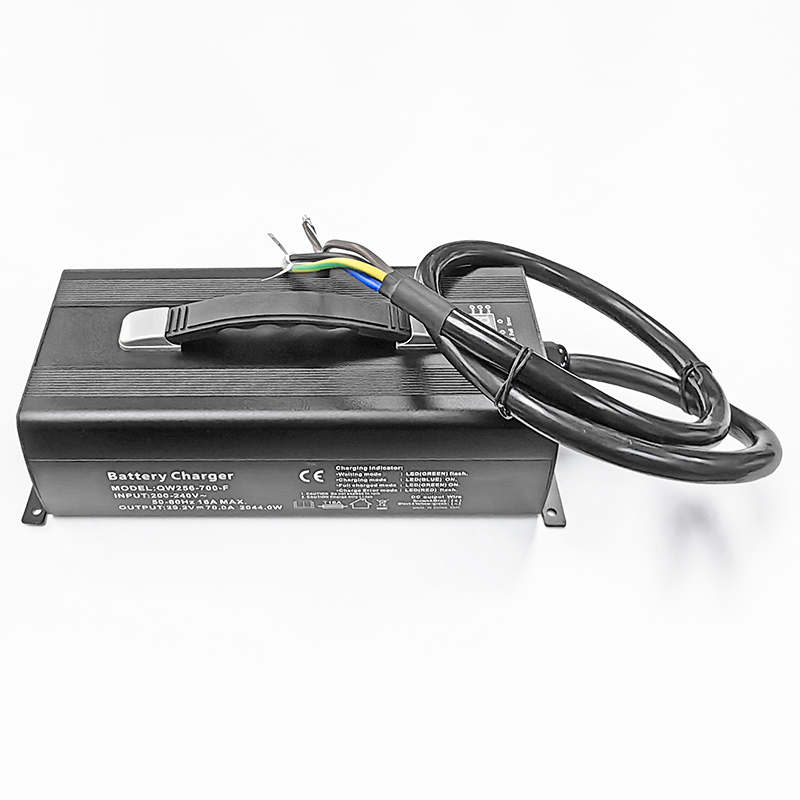 Cargador de batería AC 220V 2200W 72V 73V 25a 30a cargadores para 20S 60V 64V motocicleta eléctrica coches eléctricos LiFePO4 paquete de batería