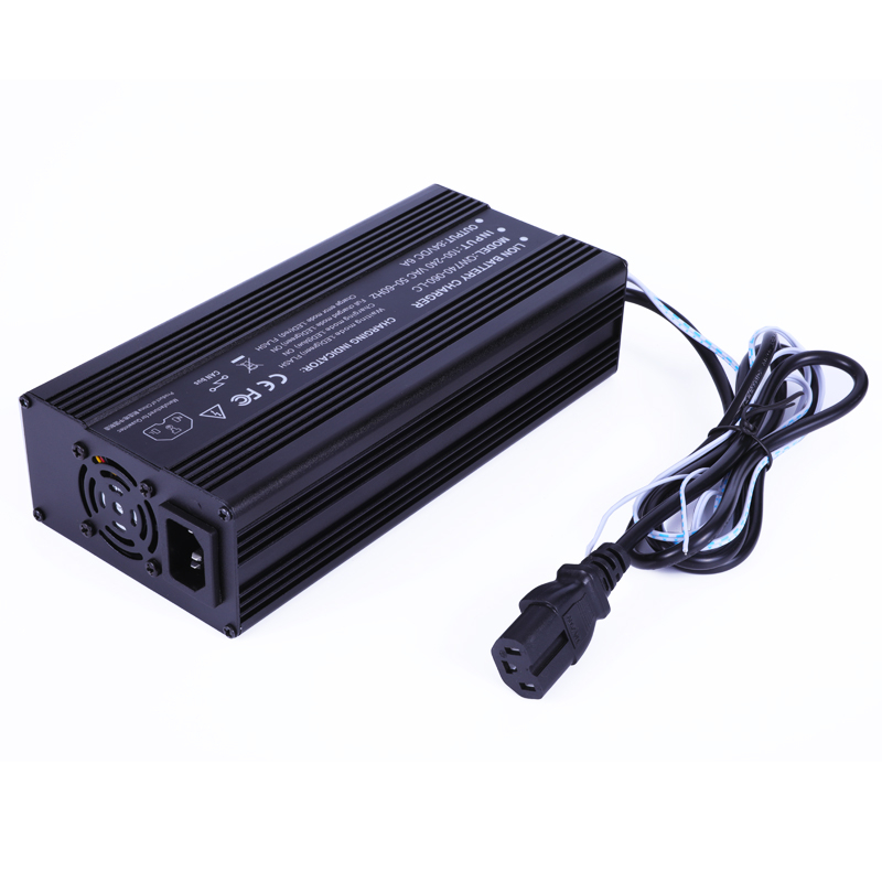 Cargadores CANBus de 600W, 86,4 V/87,6 V 5a 6a 7a, cargadores de baterías LiFePO4, adaptadores para baterías de coches eléctricos 24S 72V 76,8 V