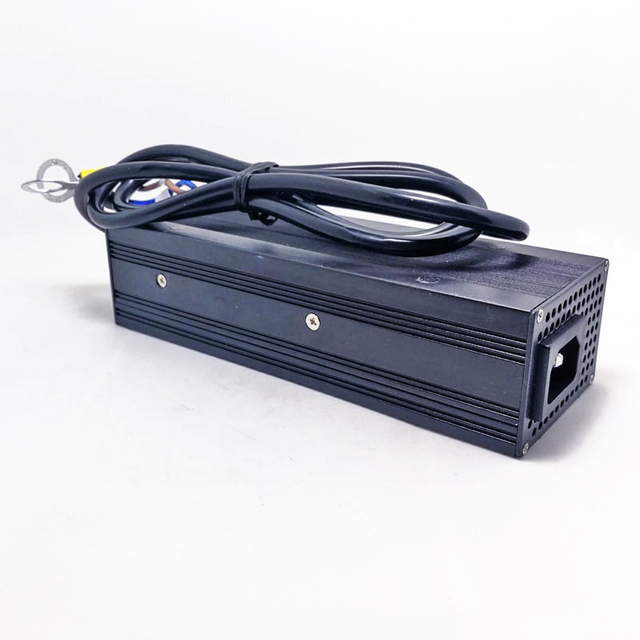 Cargador de batería de 250W, cargadores de 36V 5a para AGM VRLA GEL UPS Robots motocicletas eléctricas, almacenamiento de energía, paquetes de baterías de plomo ácido