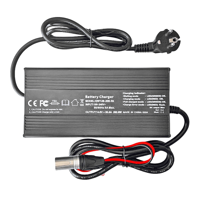 Cargadores de batería de 360W 36V 36.5V 8A 9A 10A IP56 Cargadores impermeables para 10s 30V 32V Robots triciclos eléctricos Lifepo4 Al aire libre Cargador