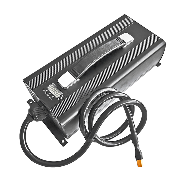 Cargador inteligente AC 220V 2200W 42V 43,2V 43,8V 40a 45a 50a LiFePO4 cargador para 12S 36V 38,4V triciclos eléctricos Paquete de batería de coches eléctricos