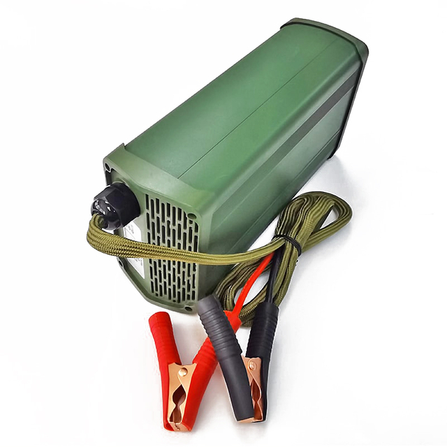 Cargador inteligente de 900W 72V 73V 10A 12A LIFEPO4 Cargador para 20s 60V 64V Smart Robot Electric Motorcycles Battery Pack