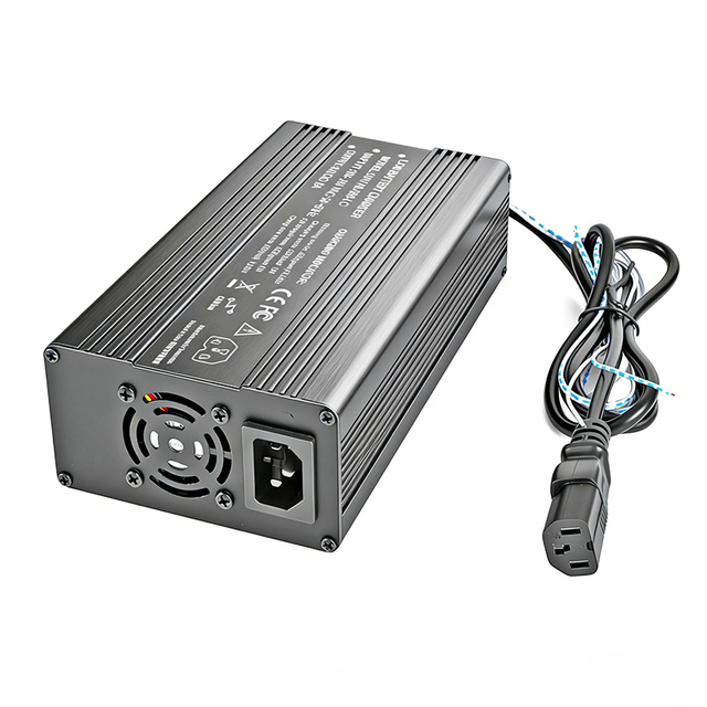 Cargadores CANBus de 600W, cargador de batería de 58,8 V 10a para 14S, 48V, 50,4 V, 51,8 V, Robots eléctricos de motocicleta, paquete de baterías de iones de litio