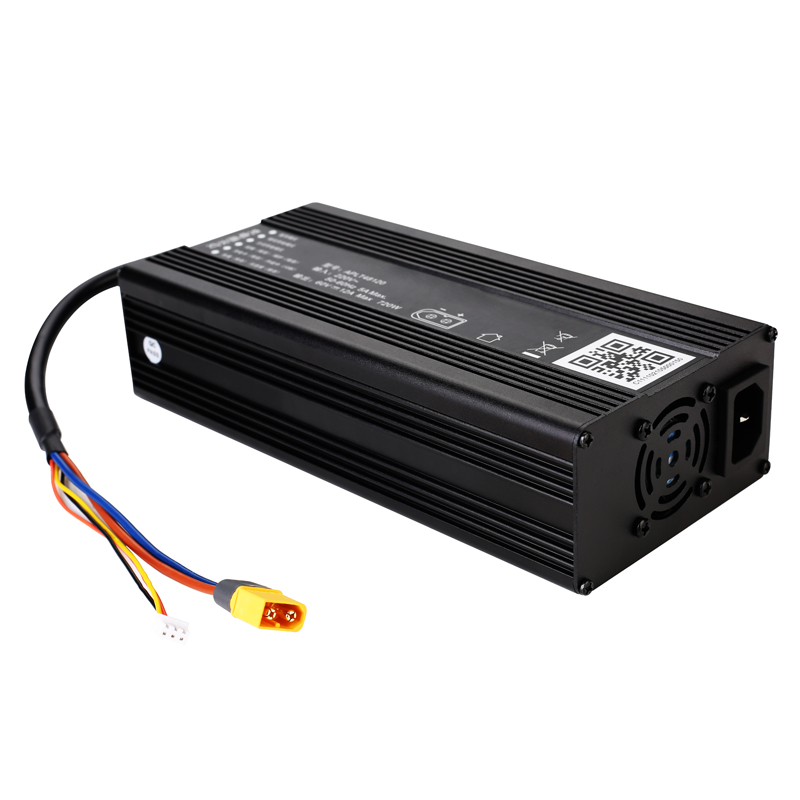 Venta directa de fábrica 86.4v 87.6V 7A 450W Cargador para 24S 72V 76.8V Paquete de baterías LIFEPO4 con protocolo de comunicación canbus