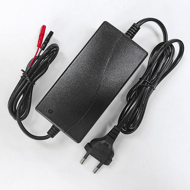 Cargador inteligente de 60W, cargador de batería de 21V 2a 3a para 5S, 18V, 18,5 V, baterías de iones de litio, paquete de batería para Scooters eléctricos