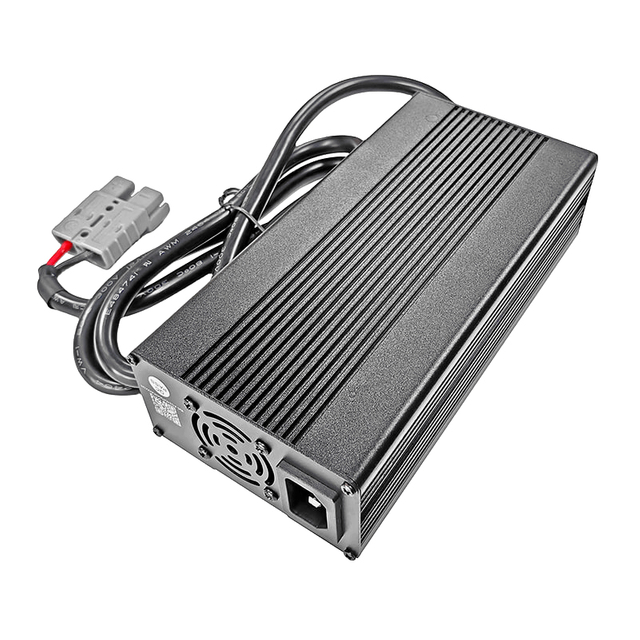 Cargadores de batería de 360W 64.8V 65.7V 4A 5A 5.5A Lifepo4 Cargador 18S 54V 57.6V Scooters eléctricos Motocicletas eléctricas Batería Pack