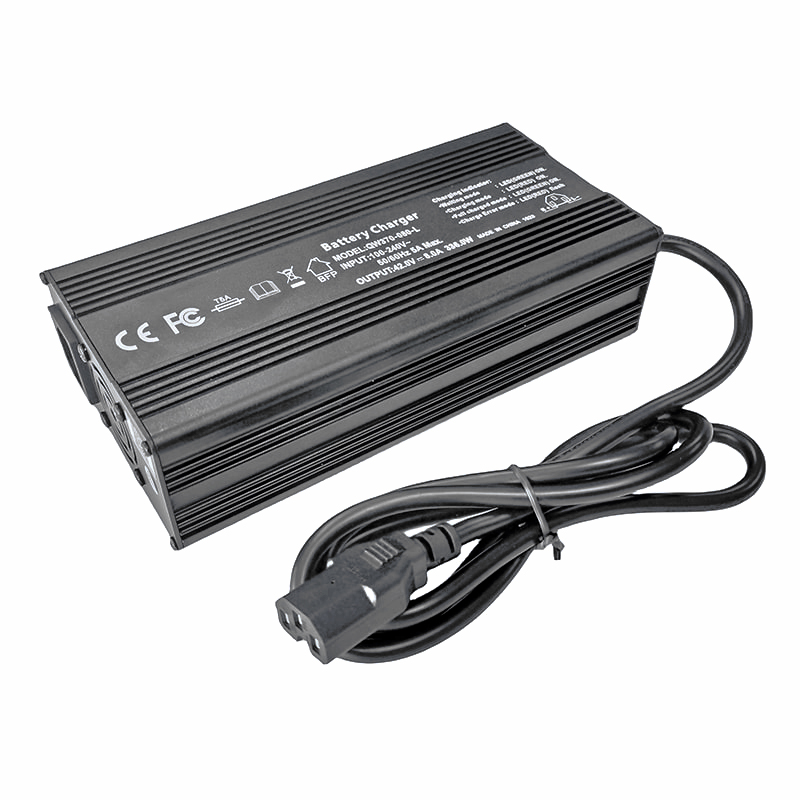 Cargadores de batería de 360W 57.6V 58.4V 5A 6A LIFEPO4 CARGADOR PARA 16S 48V 51.2V Scooters eléctricos Motocicletas eléctricas Pack