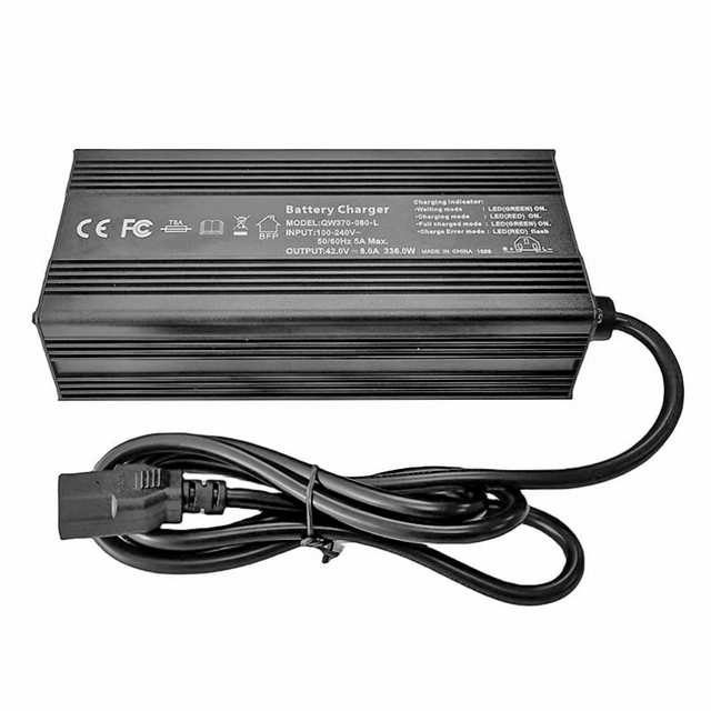 Cargadores de batería de 360W 68.4V 69.35V 4A 5A LIFEPO4 CARGADOR PARA 19S 57V 60V 60.8V Scooters eléctricos Motocicletas eléctricas Batería Pack