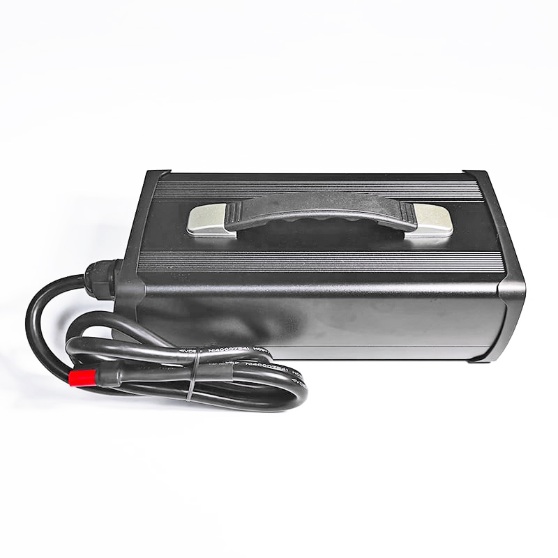 Cargador de 900W LiFEPO4 50.4V 51.1V 15A 17A Cargador de batería para 14S 42V 44.8V Lleavadas eléctricas Triticles eléctricos Batería Pack