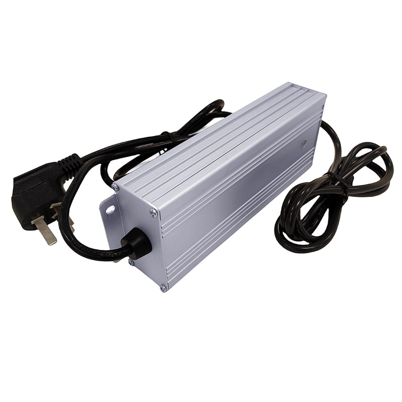 Cargador de baterías de iones de litio resistente al agua IP67, 29,4 V, 6a, 180W, para aspiradoras eléctricas 7S, 24V, 25,2 V, 25,9 V