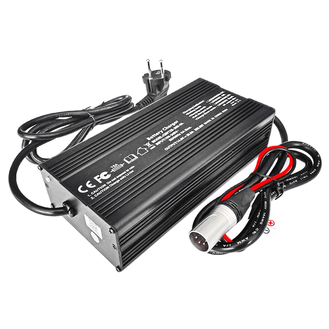 Cargadores de batería 360W 86.4V 87.6V 3A 4A IP56 Cargadores impermeables para 24s 72V 76.8V Robots triciclos eléctricos Lifepo4 Al aire libre Cargador