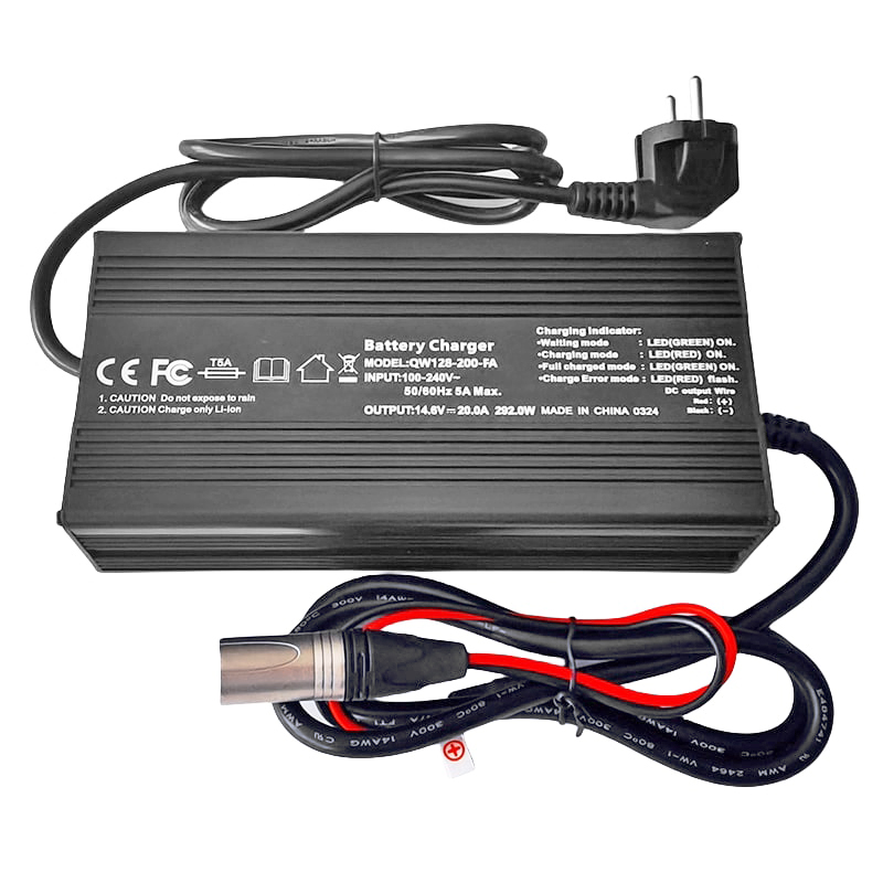 Cargadores de batería de 360W 57.6V 58.4V 5A 6A IP56 Cargadores impermeables para 16S 48V 51.2V Robots Triciclos eléctricos Lifepo4 Al aire libre Cargador