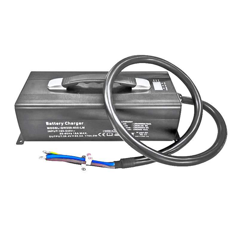 AC 220V 1500W LIFEPO4 Cargador de batería 50.4V 51.1V 20A 25A 30A Cargador rápido para 14S 42V 44.8V PAQUETE DE BATERÍA DEL CORTE