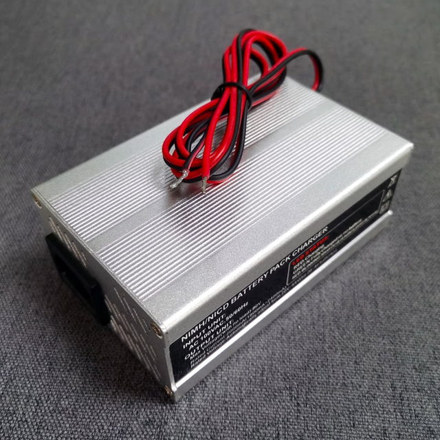 Cargador de escritorio de paquete de batería NIMH NICD de 6-12 celdas 7,2-14,4V 150W (9-18V 8a)