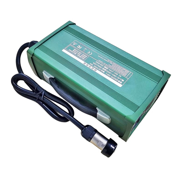 Cargador inteligente de 900W 50.4V 51.1V 15A 17A LIFEPO4 CARGADOR PARA 14S 42V 44.8V Smart Robot Electric Motorcycles Battery Pack