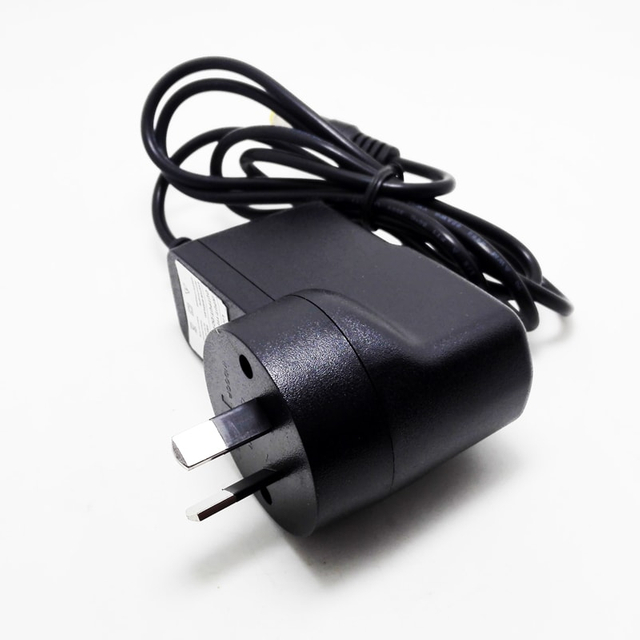 AU EU UK US US 15W 3.6V 3.65V 2A LIFEPO4 Cargador de batería para 1S 3V 3.2V Bancos eléctricos LED FEARLES LIFEPO4 CARGADOR