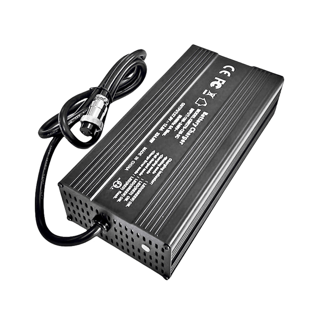 Cargador de batería 84V 4a 360W para baterías de iones de litio 20S 72V 74V Paquete de batería de polímero para motocicletas eléctricas