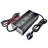 Cargadores de batería de 360W 32.4V 32.85V 8A 9A 10A 11A IP56 CARGADORES IMPRESIONES DEL AGUA PARA 9S 27V 27.8V Robots triciclos eléctricos Lifepo4 Al aire libre Cargador