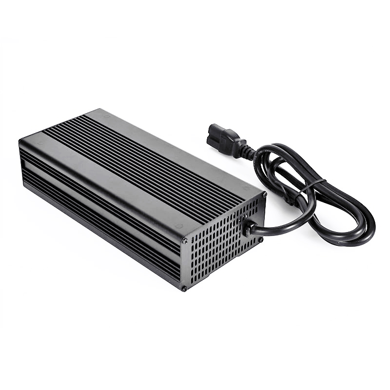 600W LIFEPO4 Cargador 79.2V 80.3V 5A 6A 7A Bilestrices Cargador para 22s 66V 70.4V para la batería eléctrica Motocicleta eléctrica triciclos Battery Battery