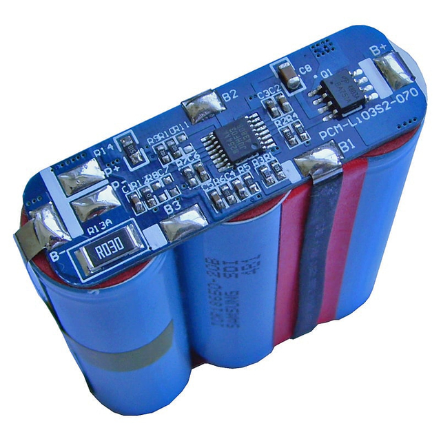 3s 4s 3A BMS para 10.8V 11.1V 12V Li-ion/Litio/Li-Polymer 9V 9.6V LiFePO4 Batería con indicador de alimentación Tamaño del zócalo L50*W16*T4mm (PCM-Li03S2-070)