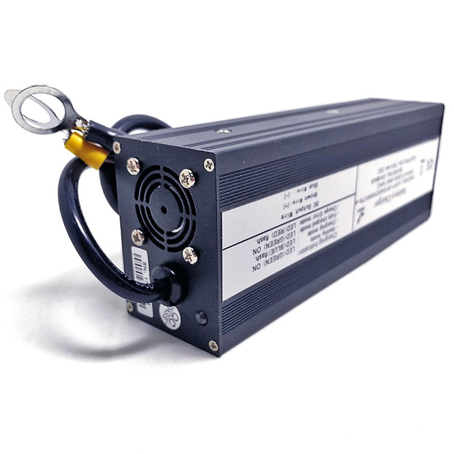 Cargador de batería de 250W 60V 3A Cargadores para AGM VRLA Gel Ups Robots Motocicletas eléctricas Almacenamiento de energía PAQUETES DE PATRAS ACCIDENTAS