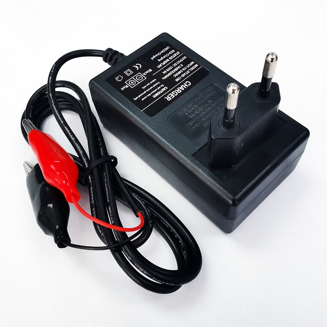Cargador de 24W 29,4V 0.5A 0.8A para 7S 24V 25.2V 25.9V Baterías de iones de litio Paquete de baterías para scooters eléctricos AU UE Reino Unido EE. UU. Fuente de alimentación portátil