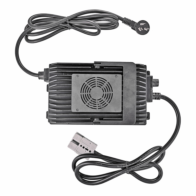 AC 220V 1800W 72V 15A 20A IP67 Cargador de batería a prueba de agua para ahorro de energía Baterías de plomo ácido Barco eléctrico Carro de golf Fuente de alimentación al aire libre