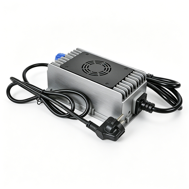 Cargador sellado 36V 37,8 V 15A 20A 900W IP67 cargador impermeable para 32,4 V 33,3 V 9S motocicleta eléctrica RV Camper batería de litio