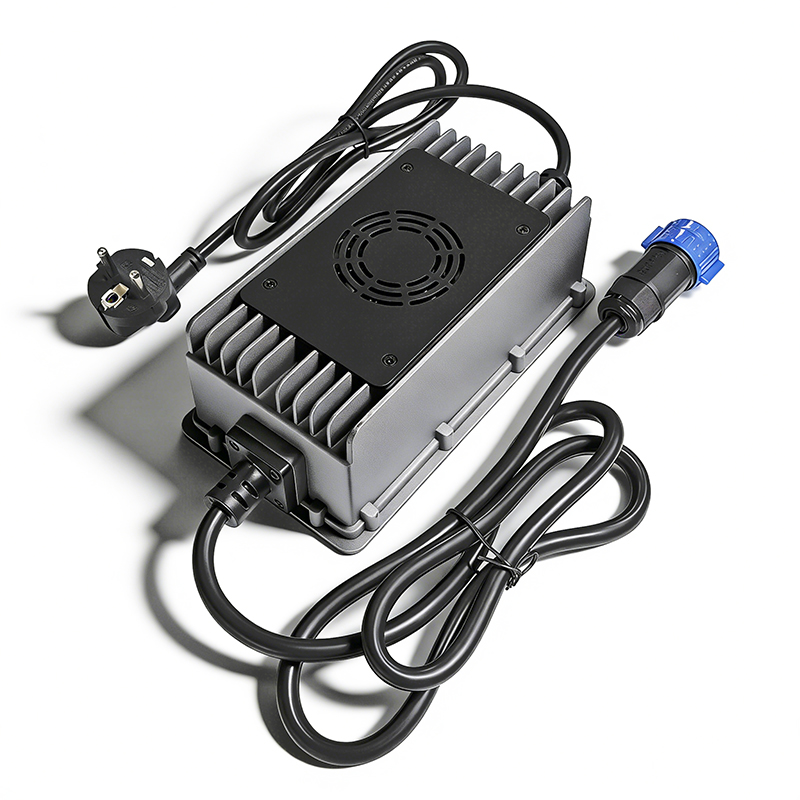 Cargador para exteriores de 900W, 87,6 V, 10a, IP67, cargador de batería de plomo y ácido sellado resistente al agua, adecuado para paquete de baterías de GEL SLA de 72V AGM